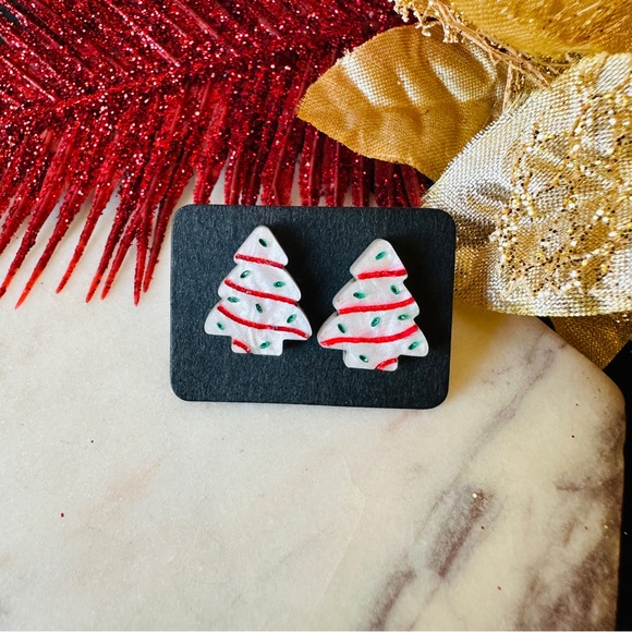 Christmas Tree Earrings Debbie cake stud - Picture 1 of 8